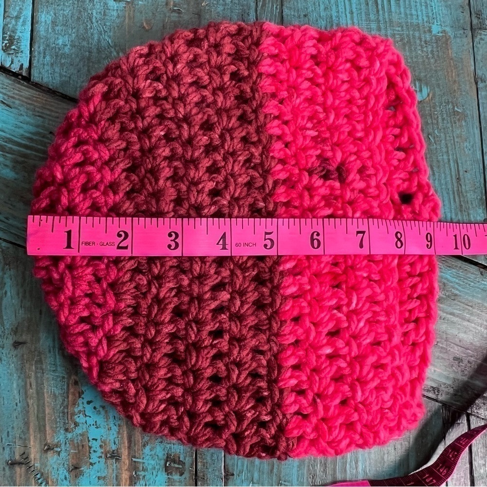 Knit Handmade Toque - Picture 5 of 5